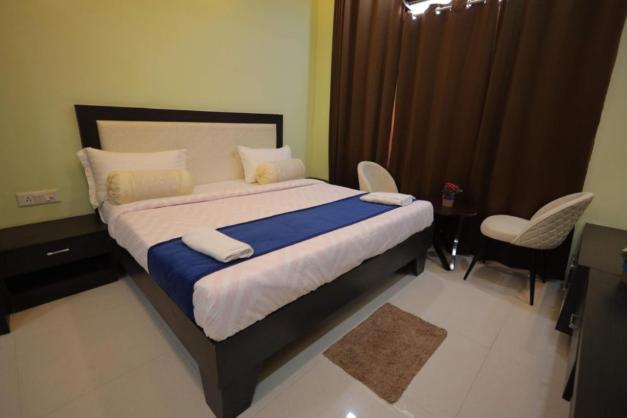 Shakti Villa Home Stay Агра Екстер'єр фото