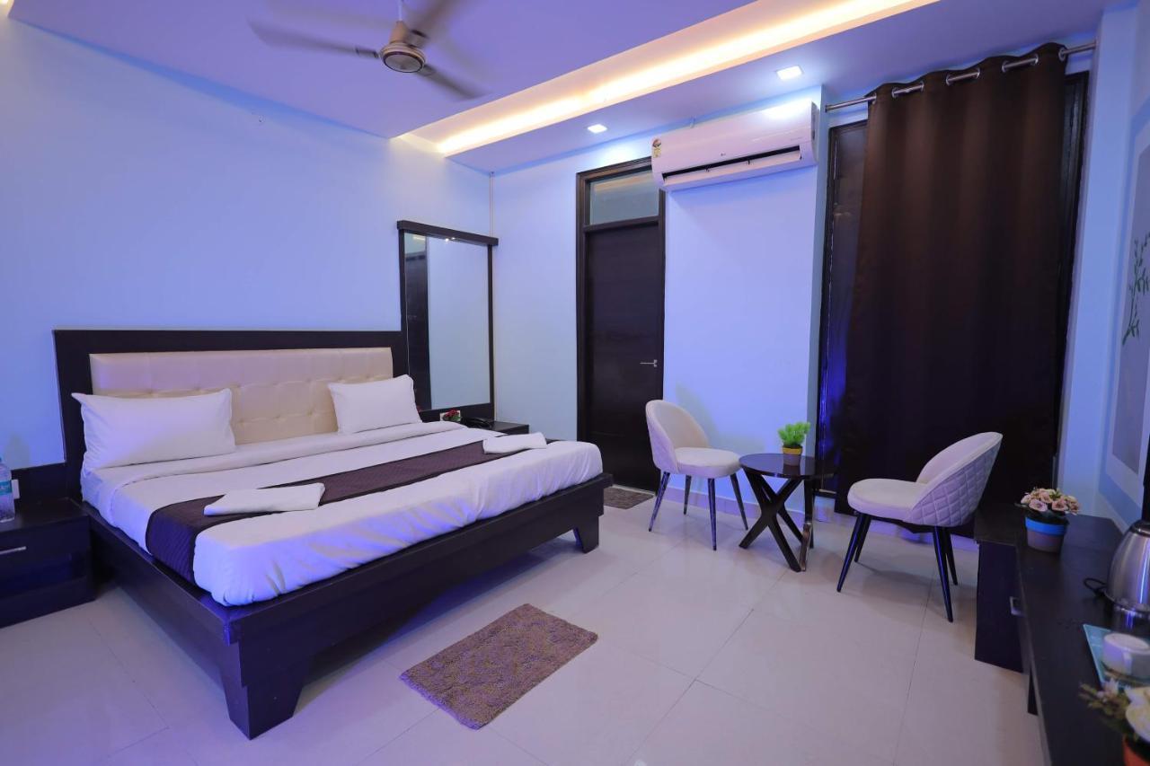 Shakti Villa Home Stay Агра Екстер'єр фото