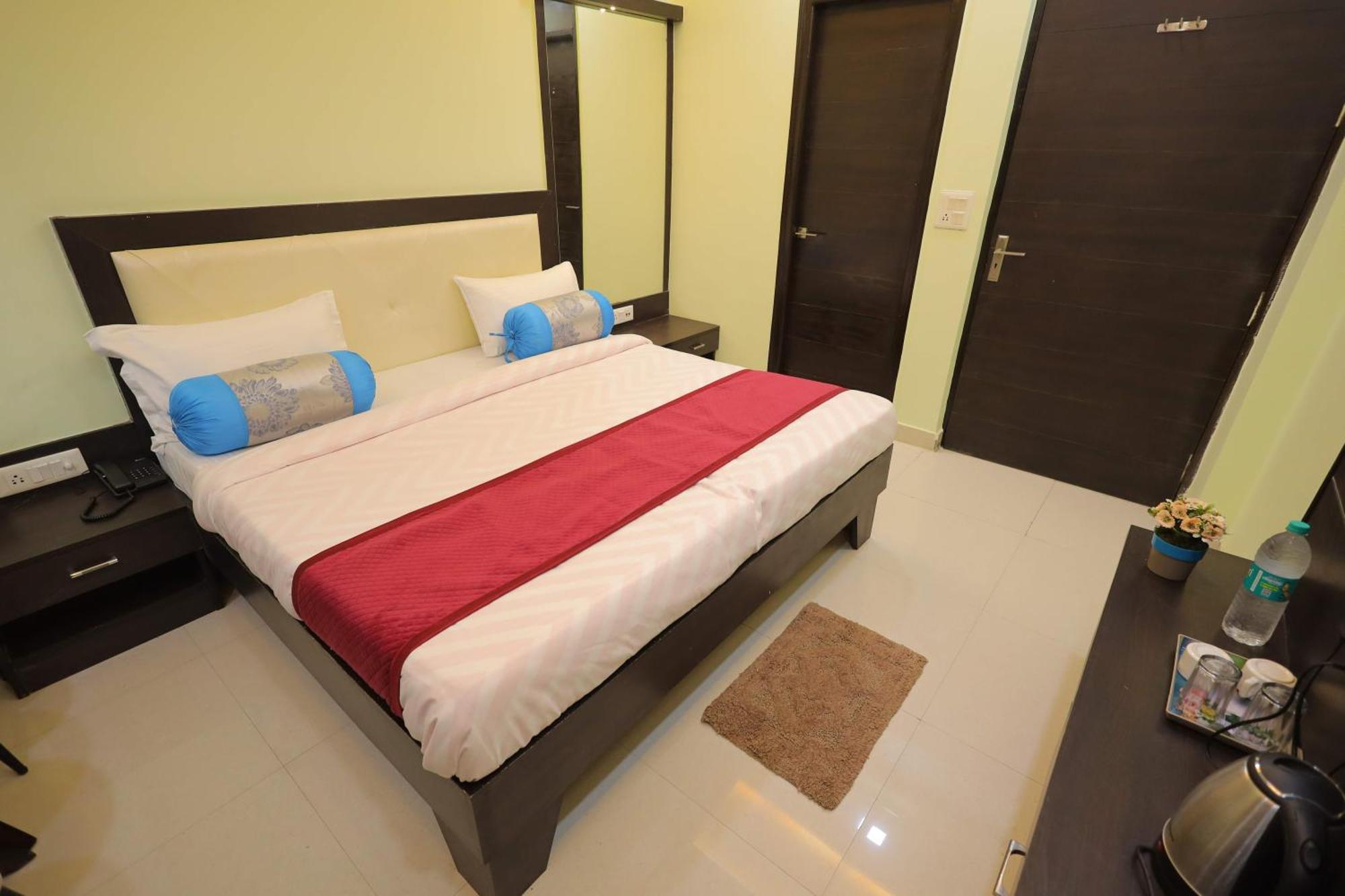 Shakti Villa Home Stay Агра Екстер'єр фото