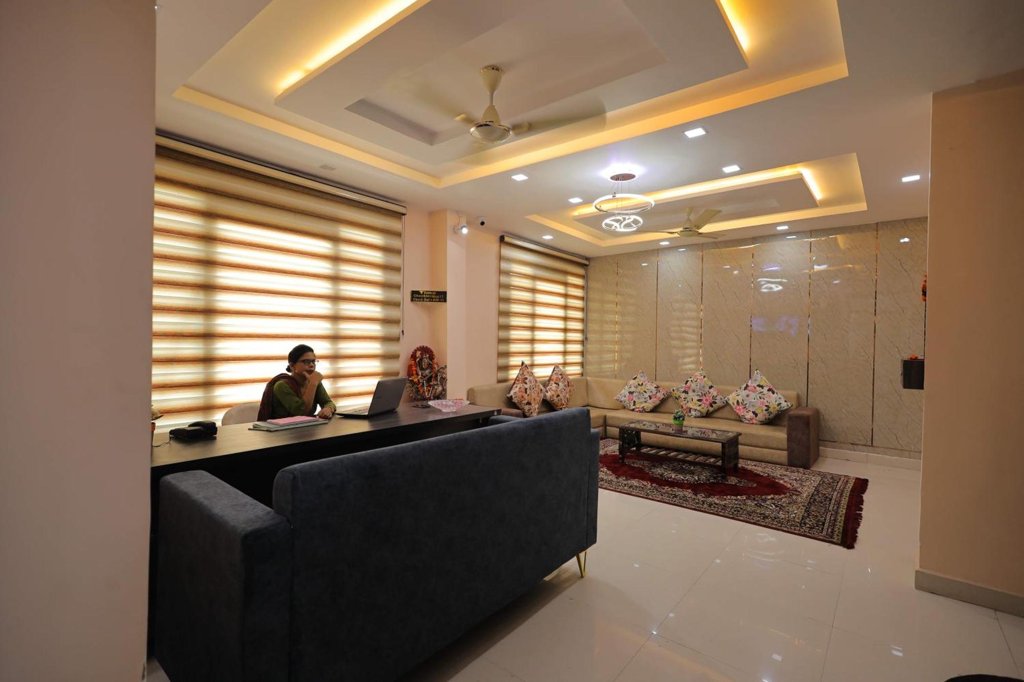 Shakti Villa Home Stay Агра Екстер'єр фото